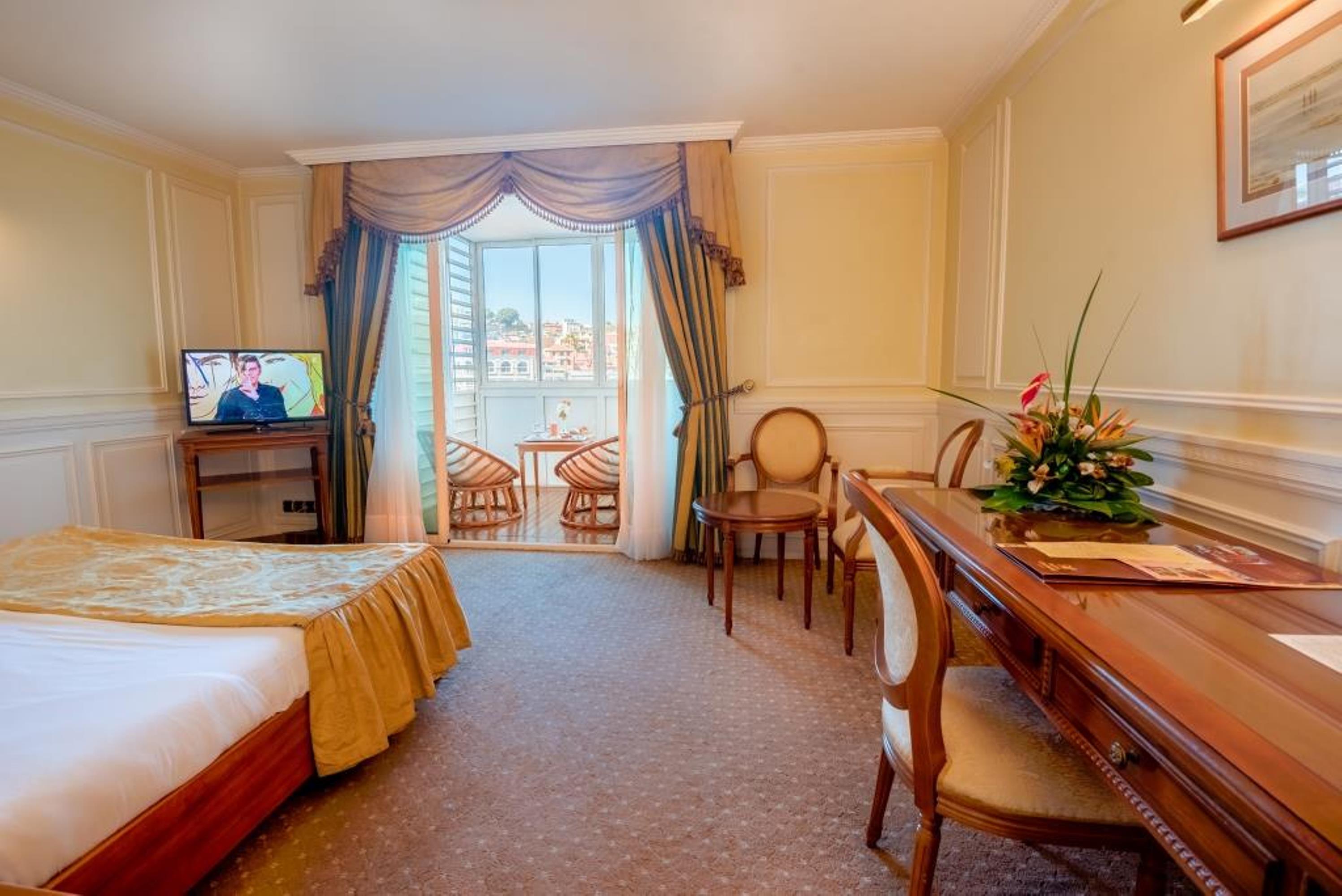 Hotel Colbert - Spa & Casino Антананаріву Екстер'єр фото